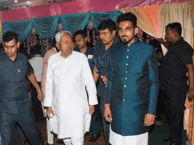 पटना में जदयू नेता की गोली मारकर हत्या:दोस्त की हालत गंभीर, शादी से लौट रहे थे; बाइक सवार बदमाशों ने बरसाईं गोलियां